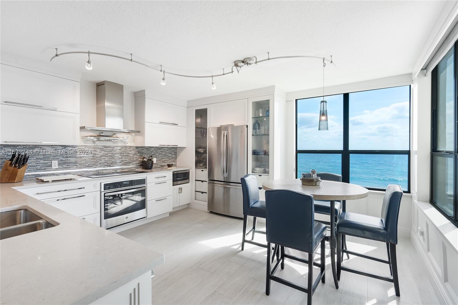 19670 Beach Rd #A404 Tequesta, FL 33469