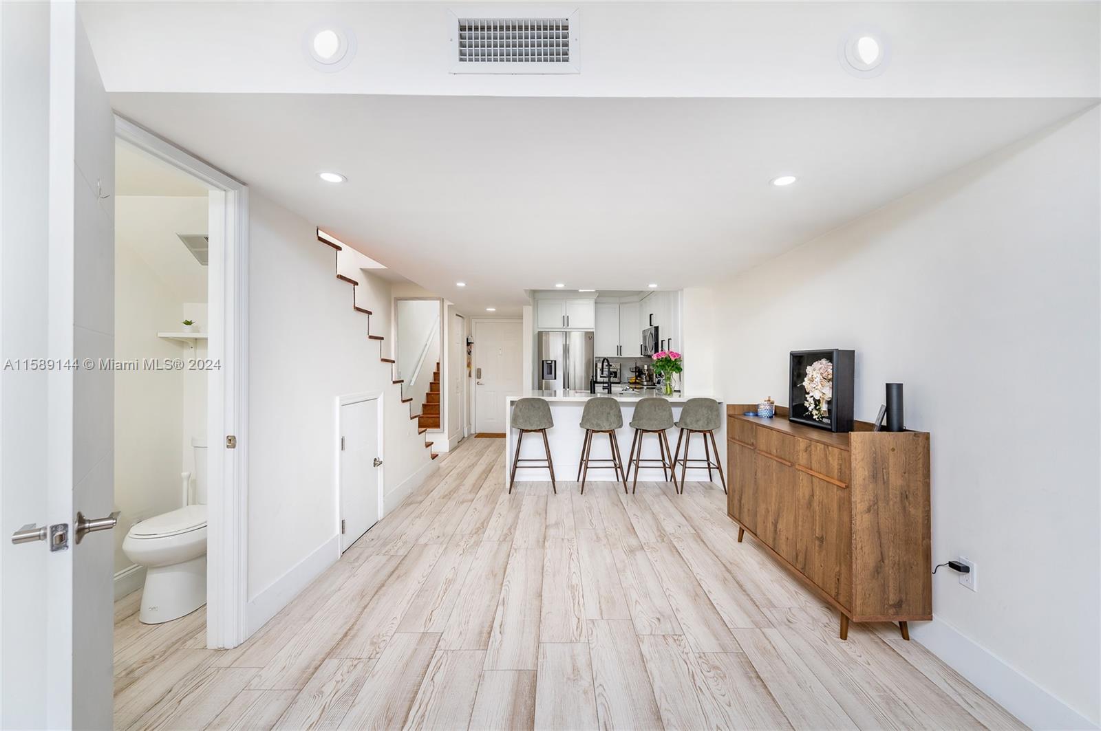 image SUNWOOD CONDO9