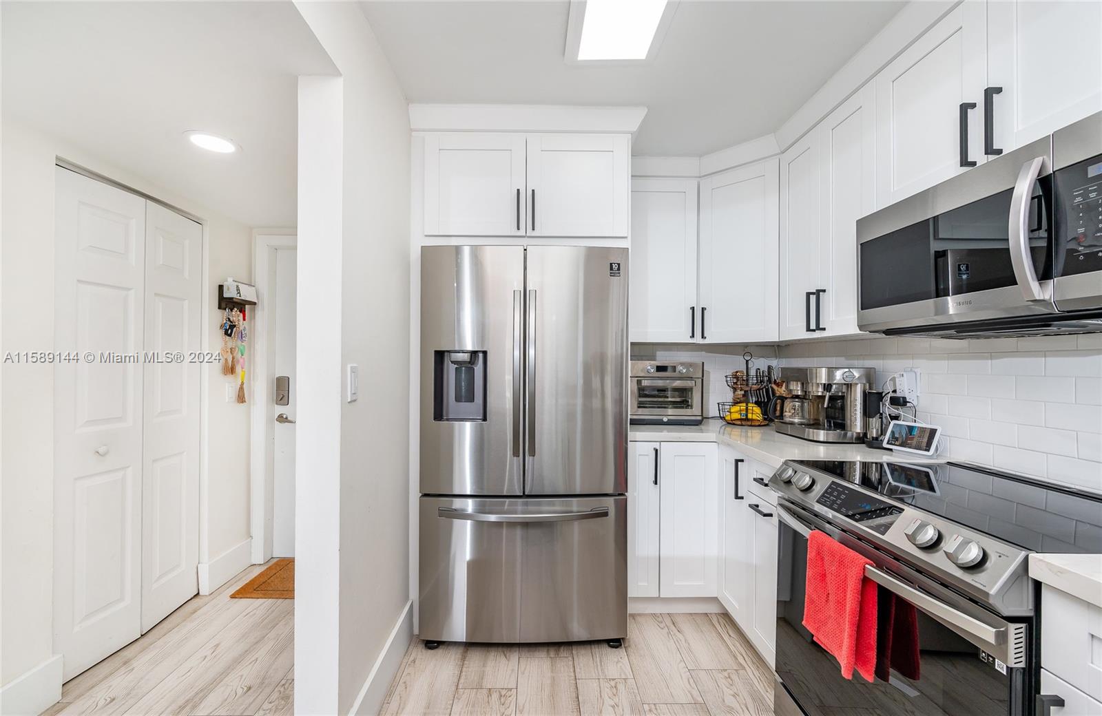 image SUNWOOD CONDO10