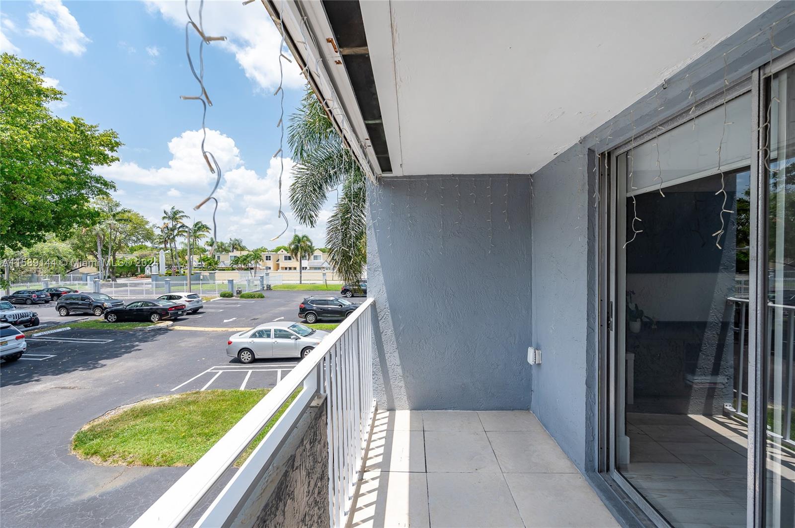image SUNWOOD CONDO26