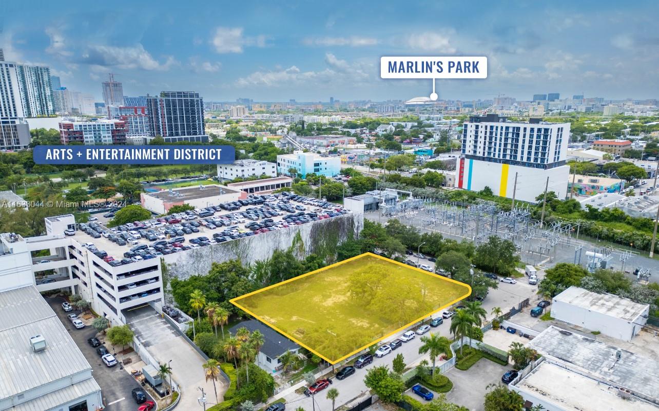 100-118 NE 21st St Miami, FL 33137