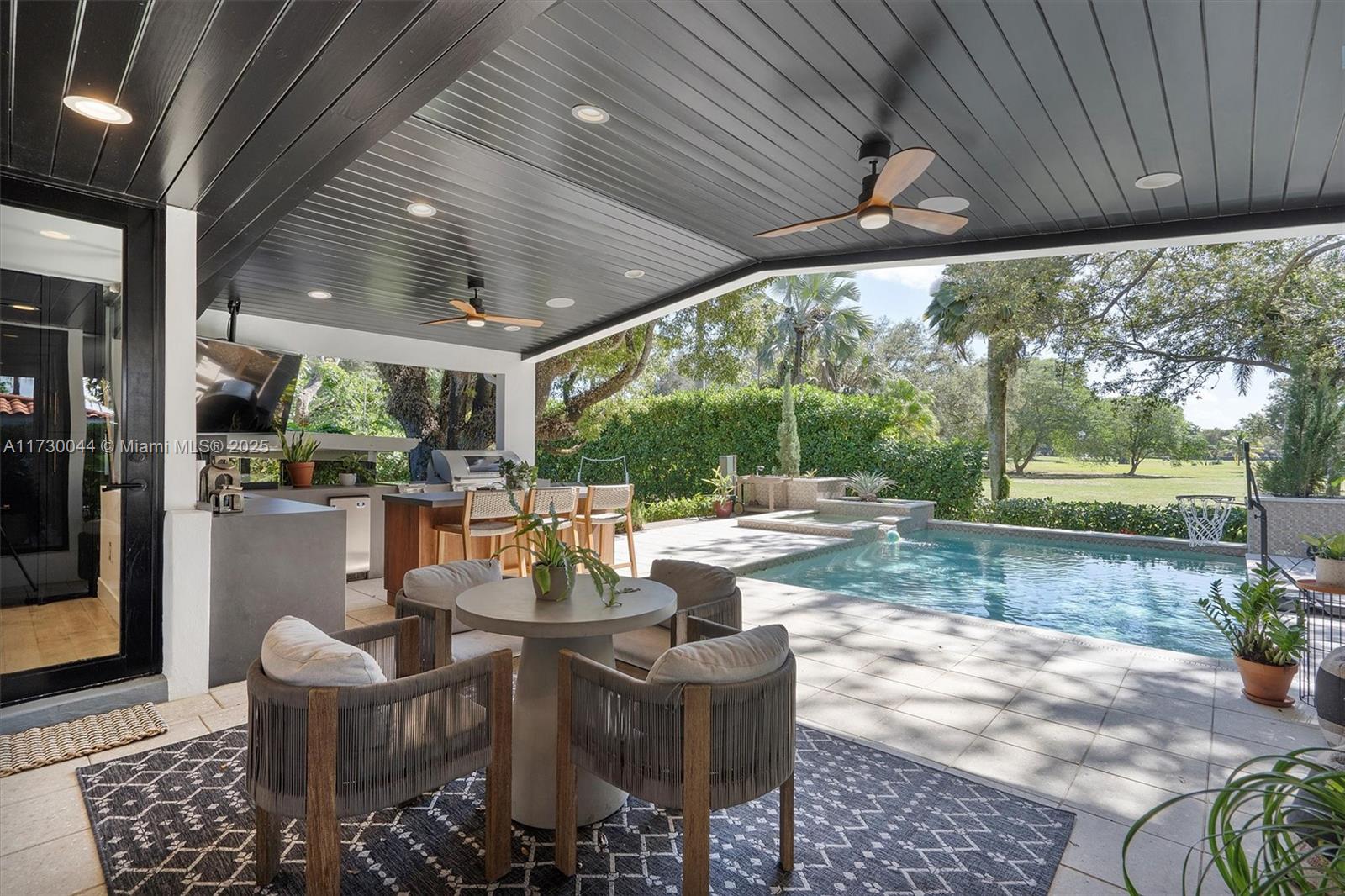 652 NE 105th St Miami Shores, FL 33138