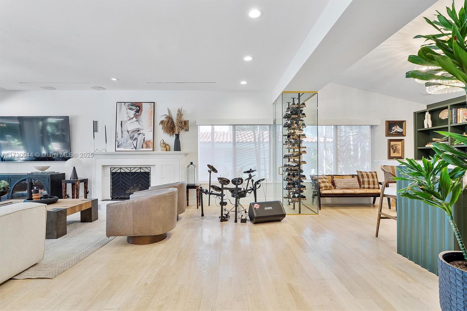 652 NE 105th St Miami Shores, FL 33138