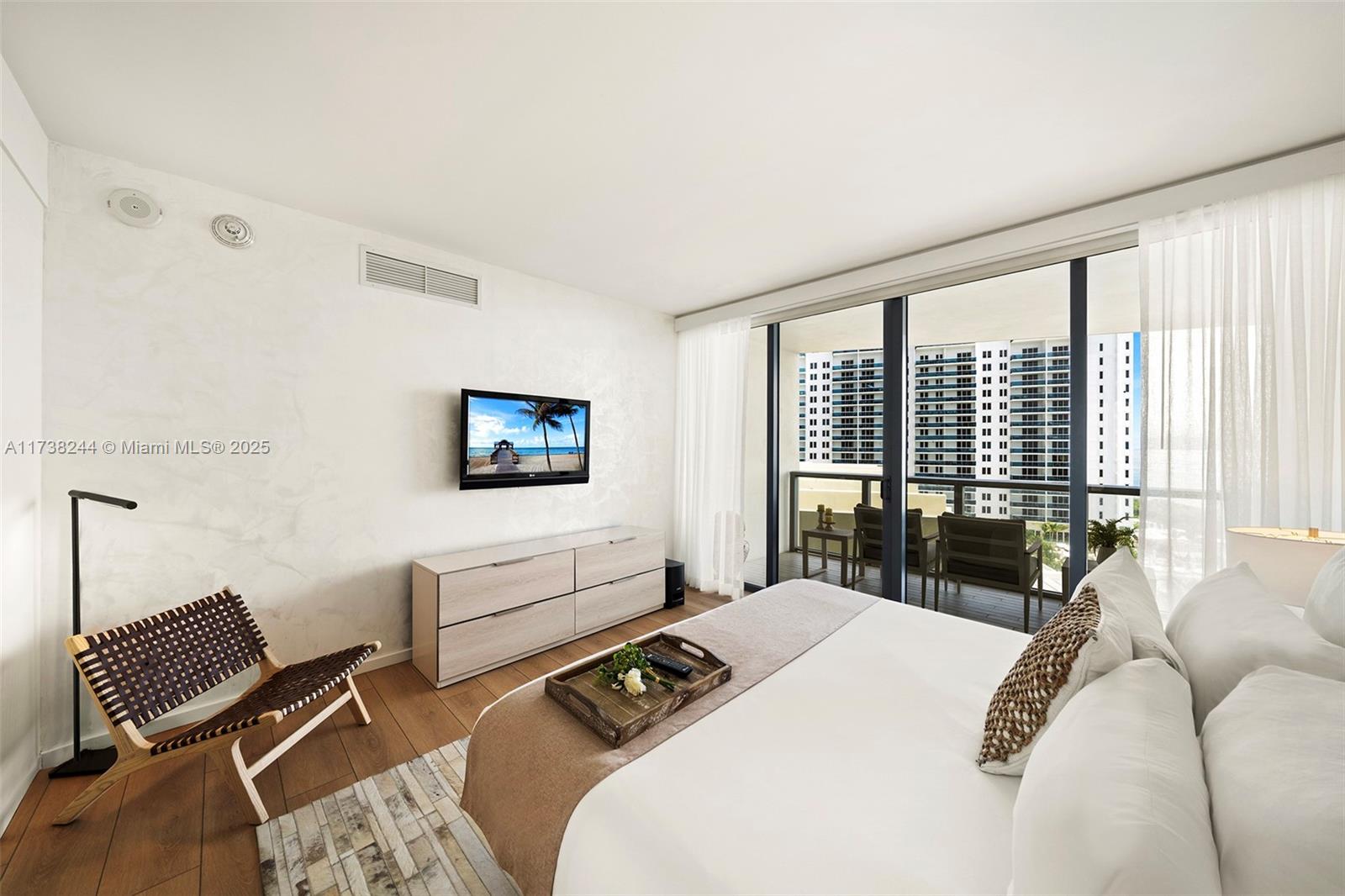 image W South Beach Residences28