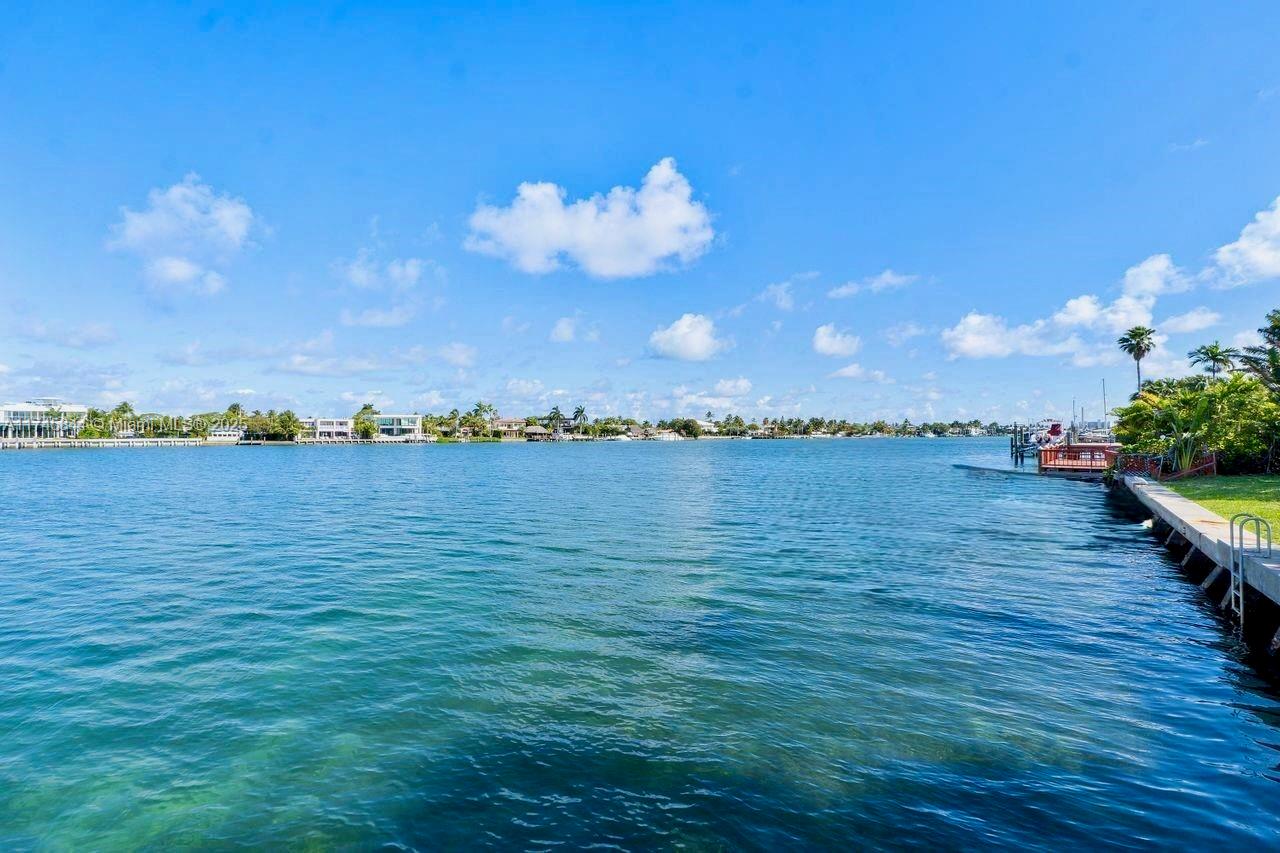 765 N Shore Dr Miami Beach, FL 33141