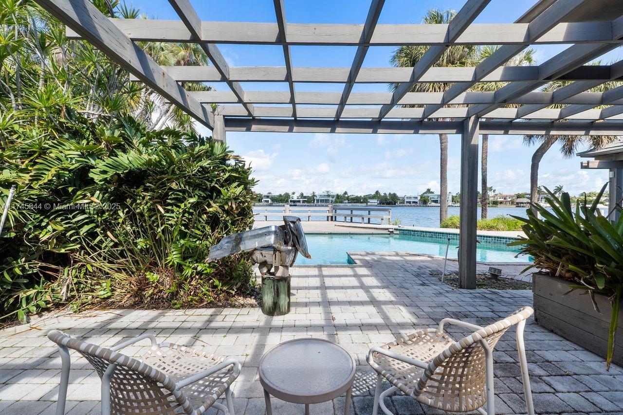 765 N Shore Dr Miami Beach, FL 33141