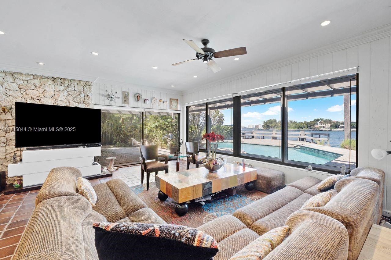 765 N Shore Dr Miami Beach, FL 33141