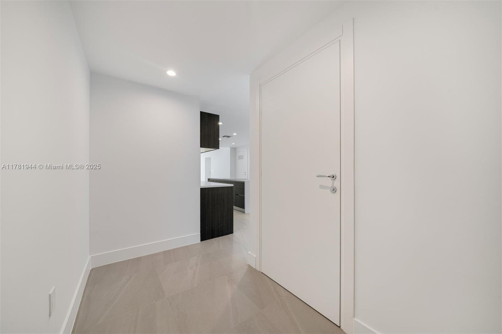 image Le Jardin Condominium32