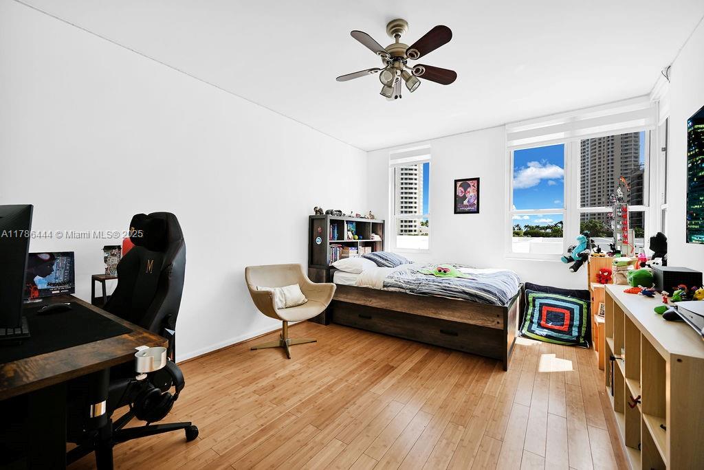 image Courvoisier Courts Condo16