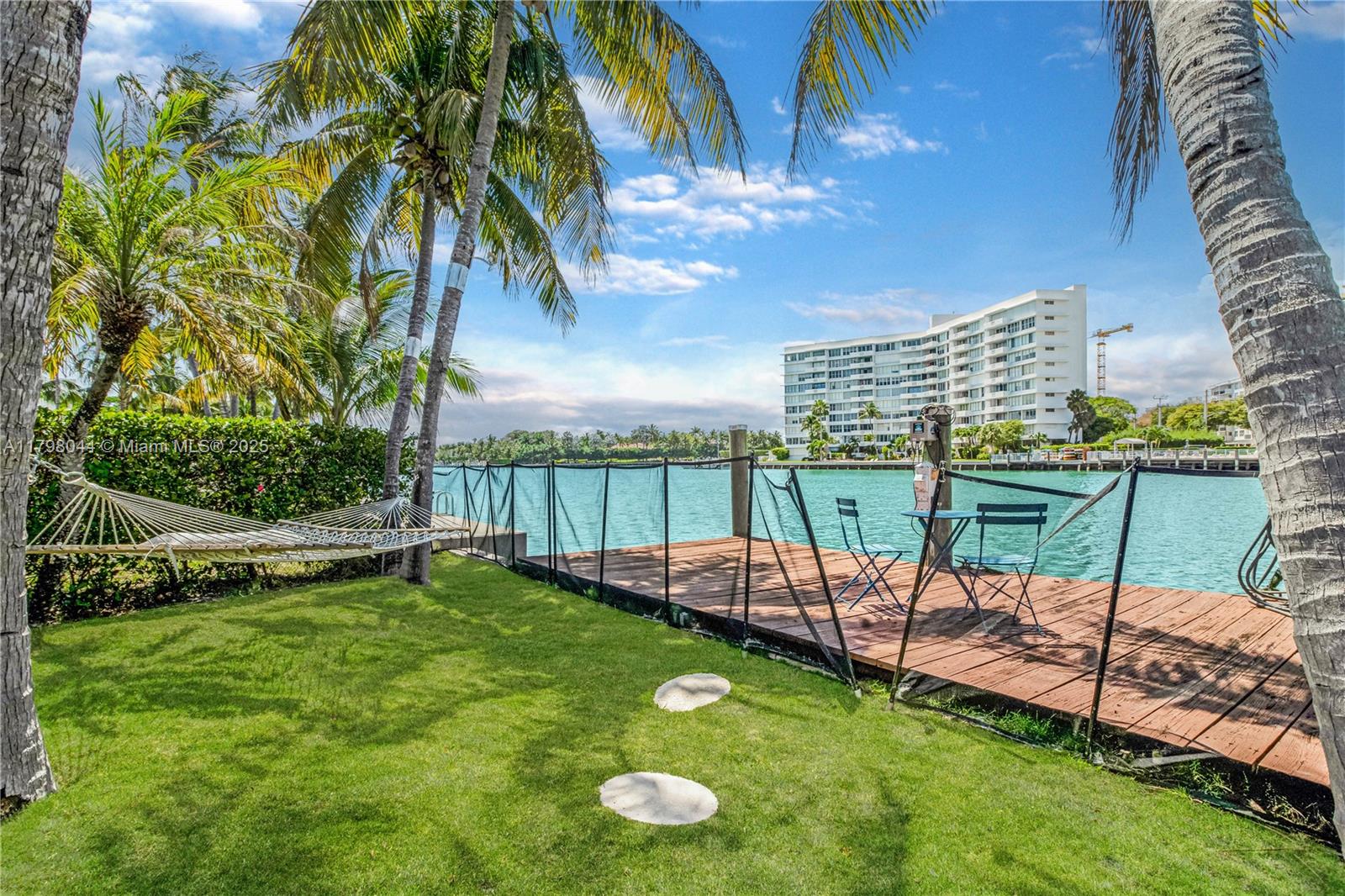 9300 Bay Dr Surfside, FL 33154