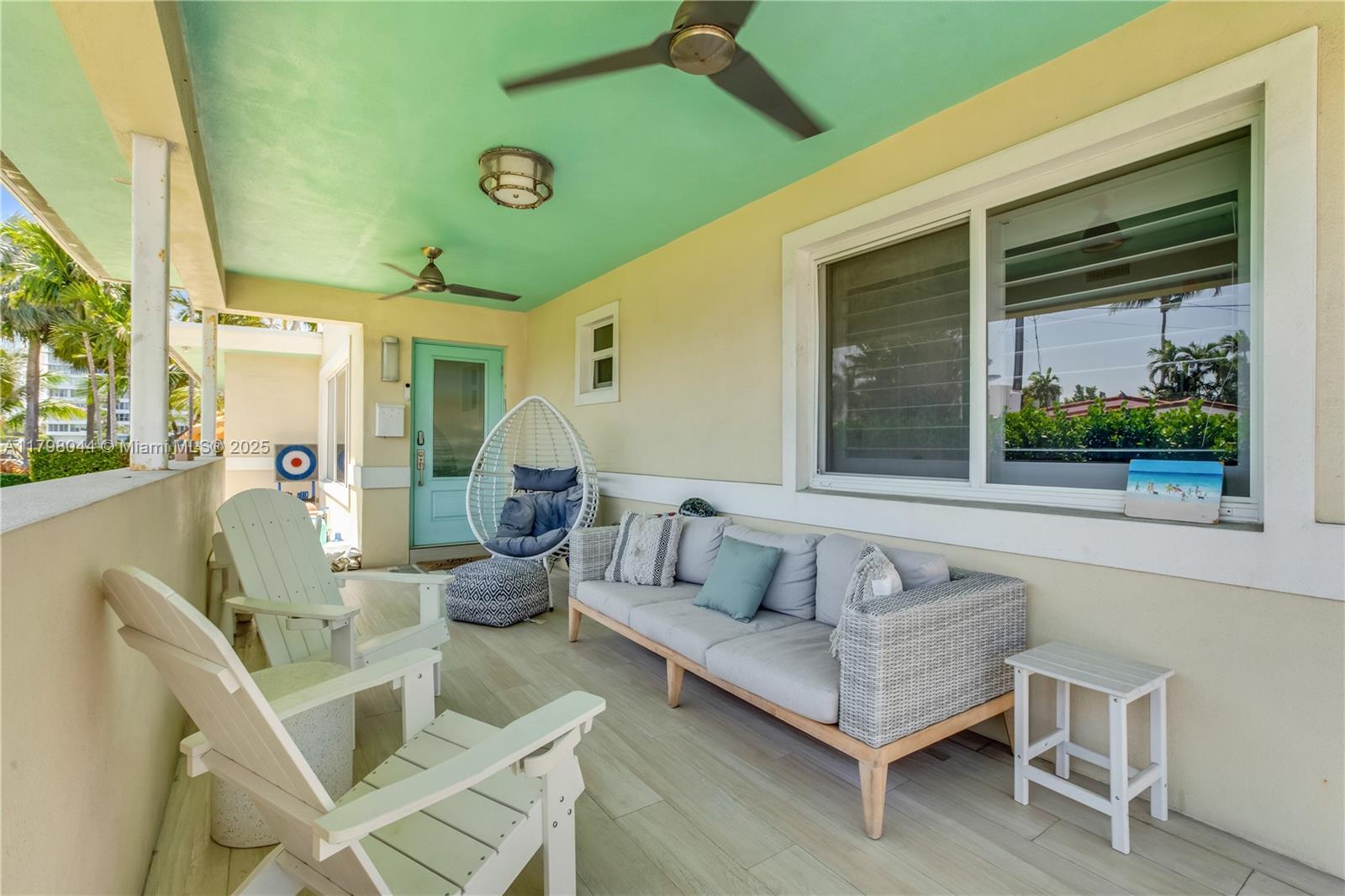 9300 Bay Dr Surfside, FL 33154