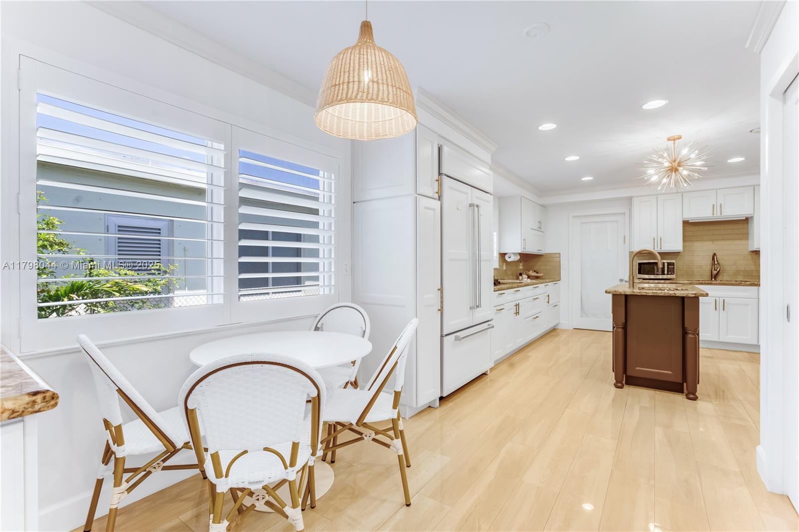 9300 Bay Dr Surfside, FL 33154