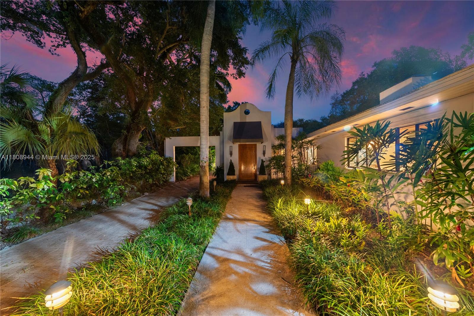 5465 Banyan Trl,Coral Gables, FL 33156