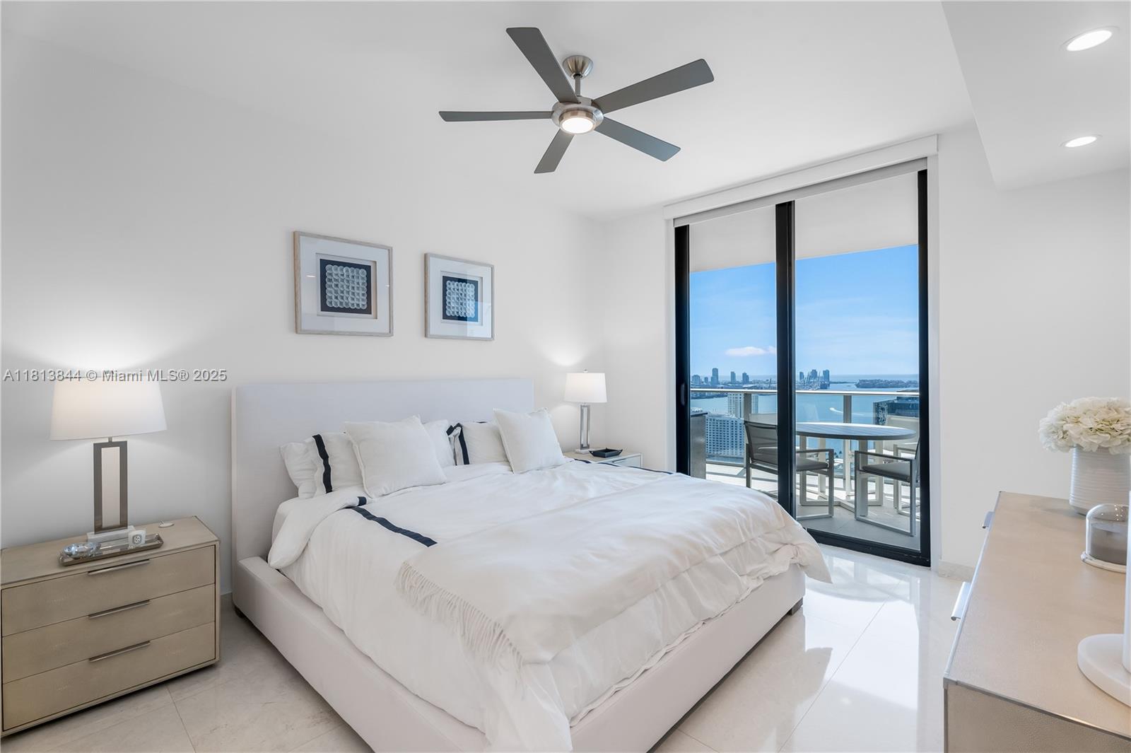 image 1010 Brickell Condo9