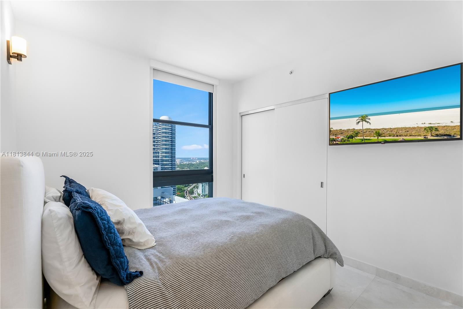 image 1010 Brickell Condo13