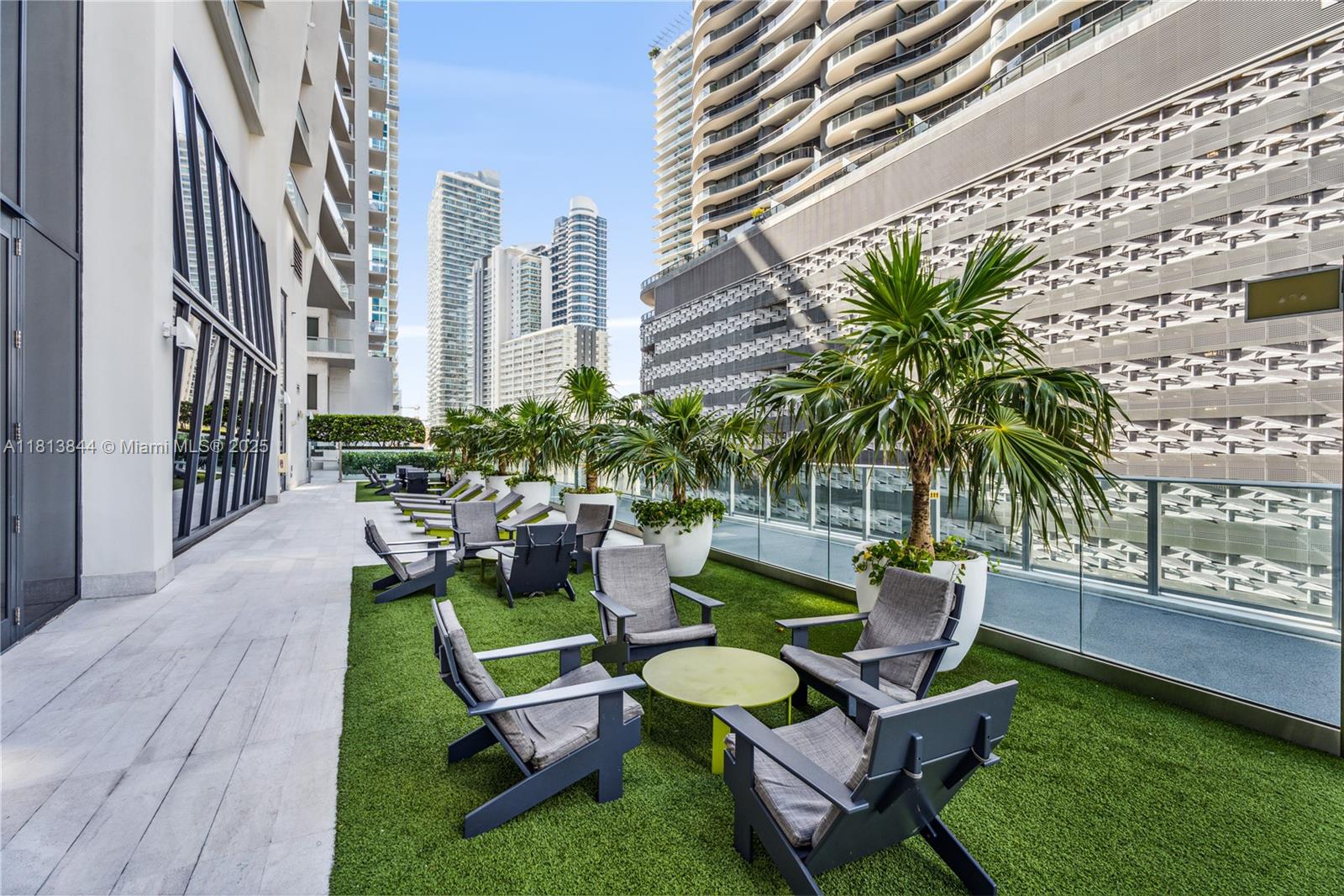 image 1010 Brickell Condo26