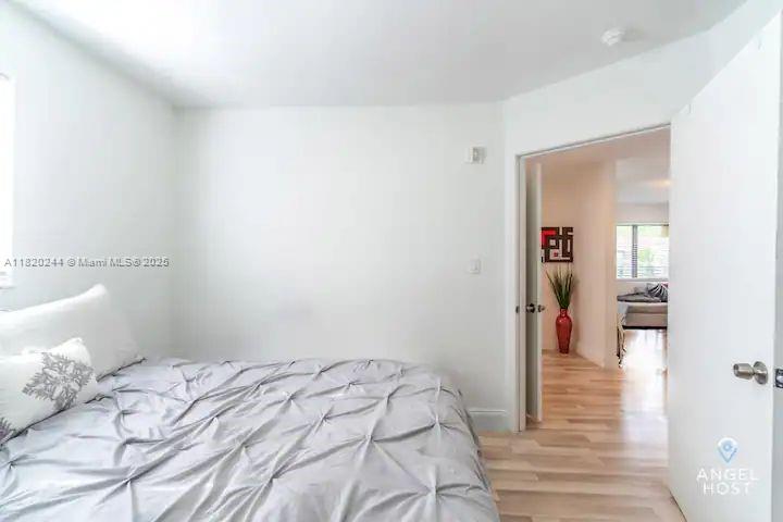 43 NW 41st St Miami, FL 33127