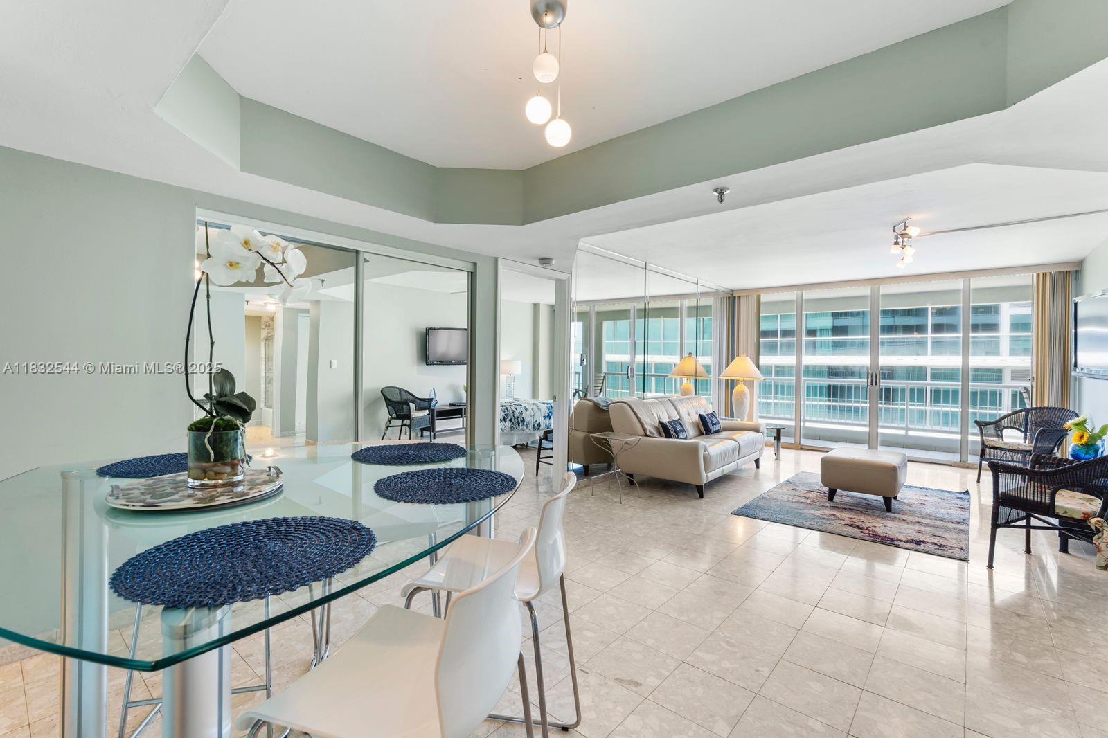 image Marbella Condo2