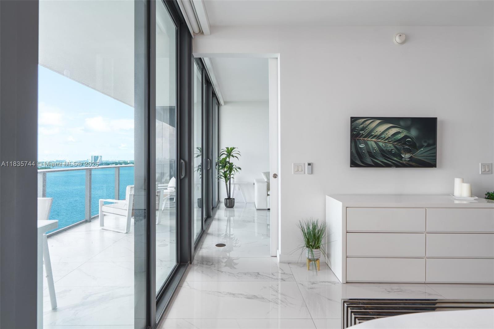 image One Paraiso Condo13