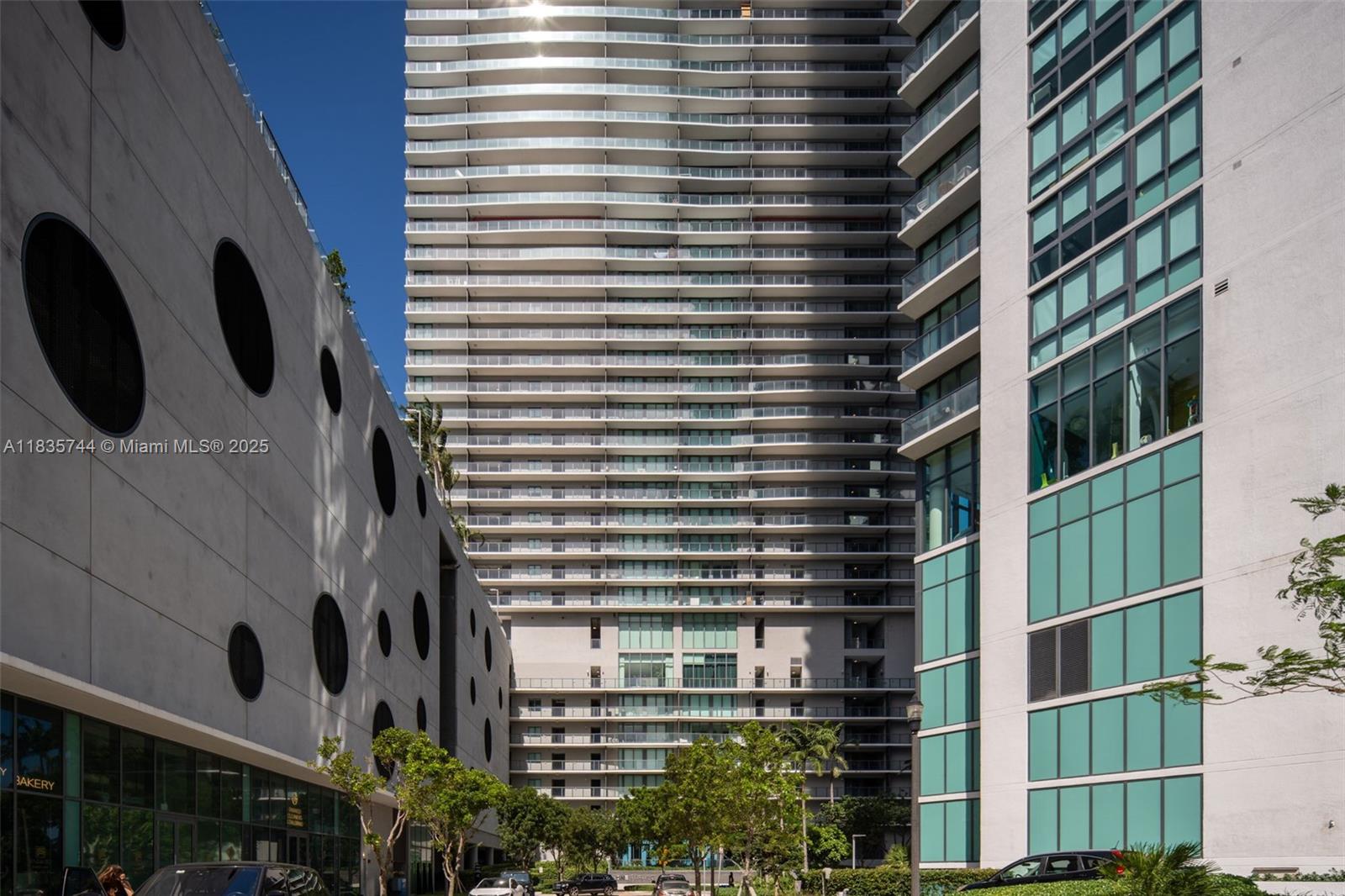 image One Paraiso Condo24