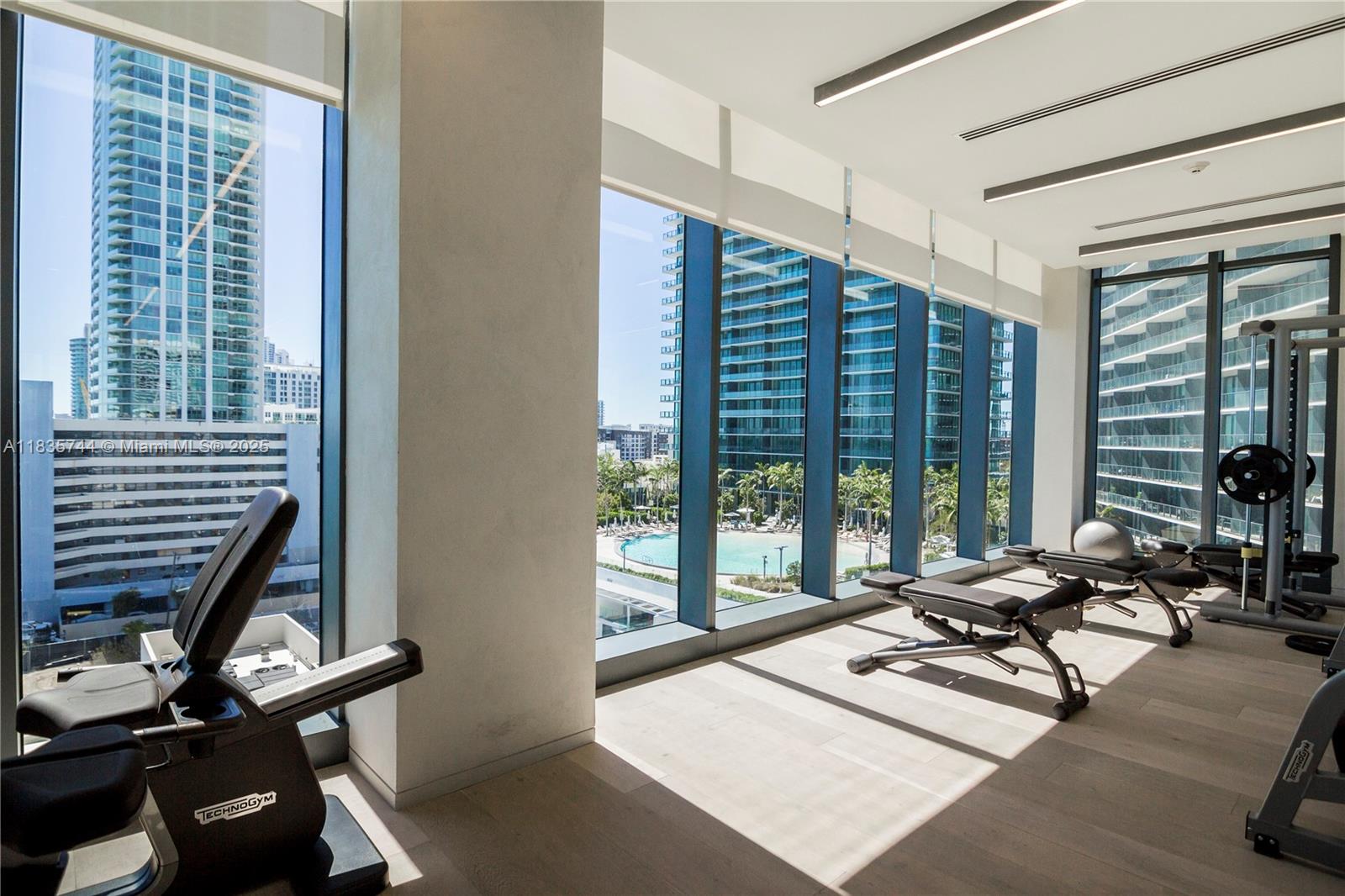 image One Paraiso Condo41