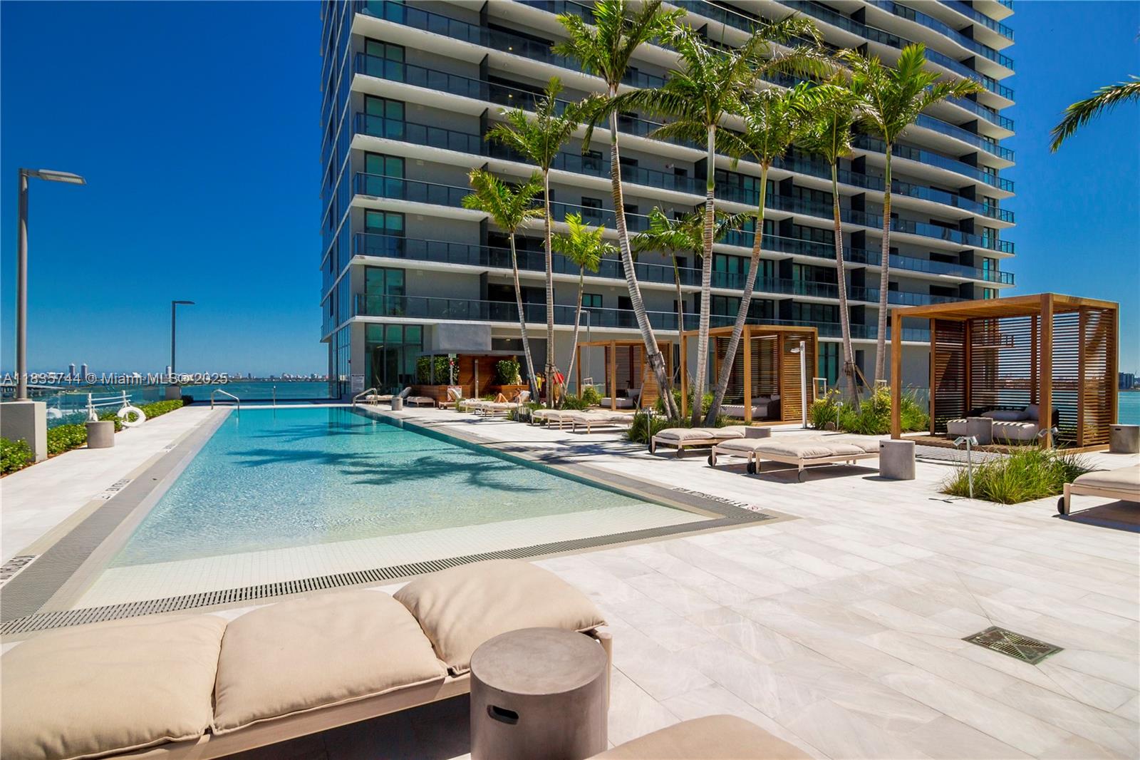 image One Paraiso Condo44