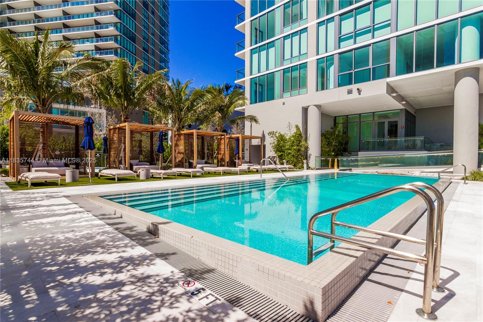 image One Paraiso Condo52
