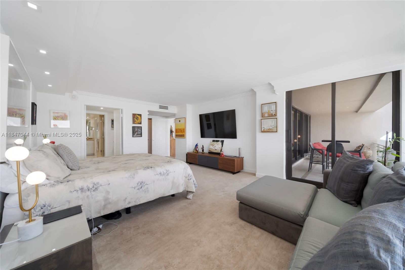 3 Grove Isle Dr #C1804,Miami, FL 33133