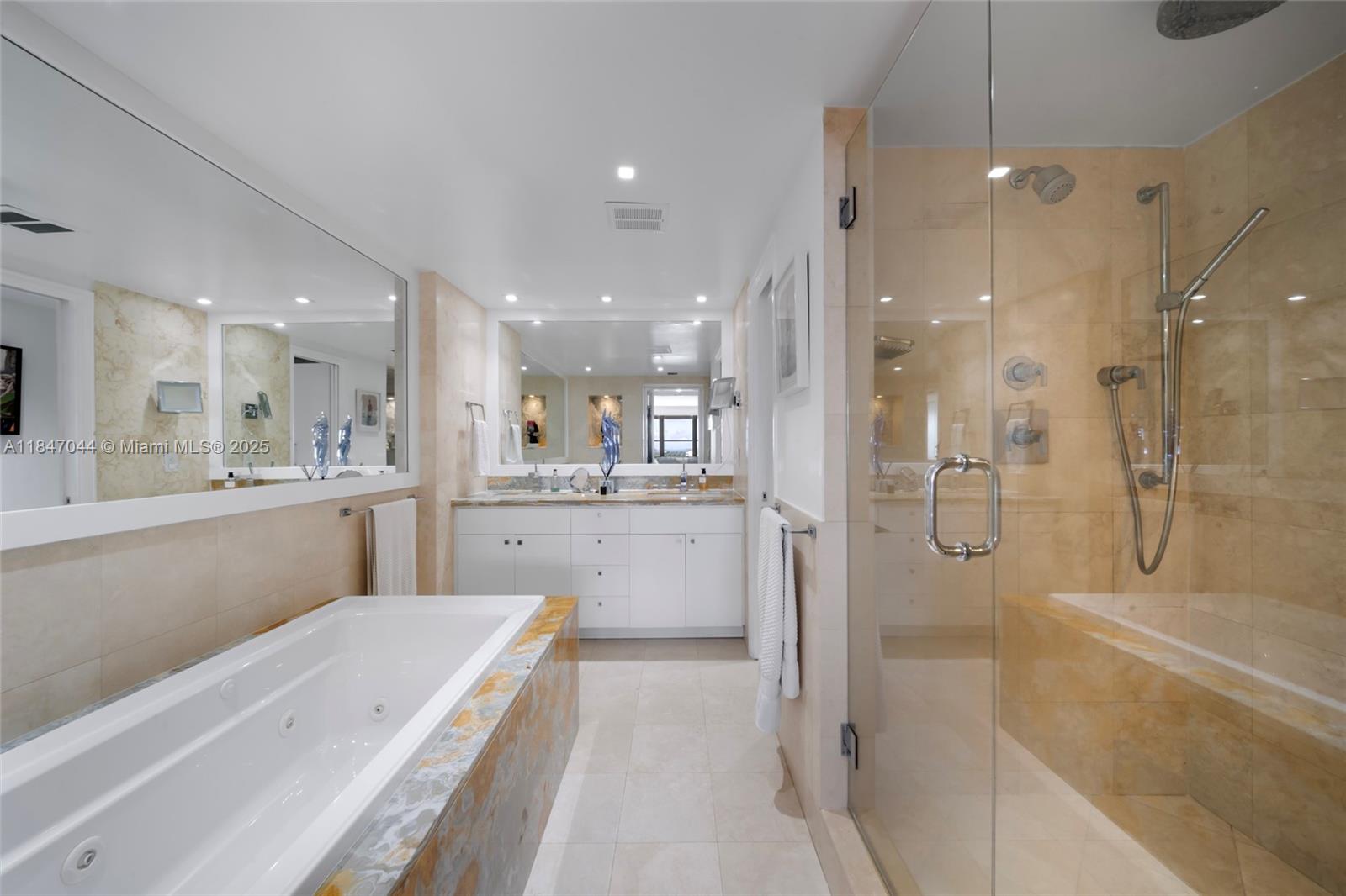 3 Grove Isle Dr #C1804,Miami, FL 33133