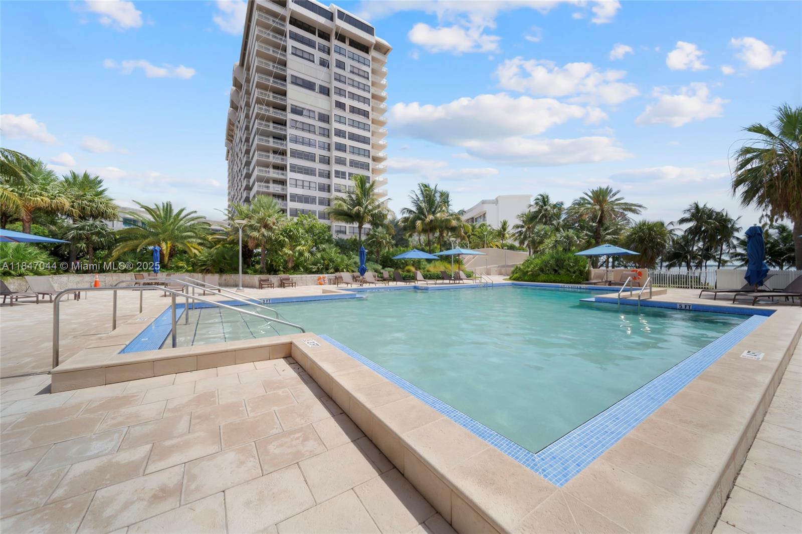 3 Grove Isle Dr #C1804,Miami, FL 33133