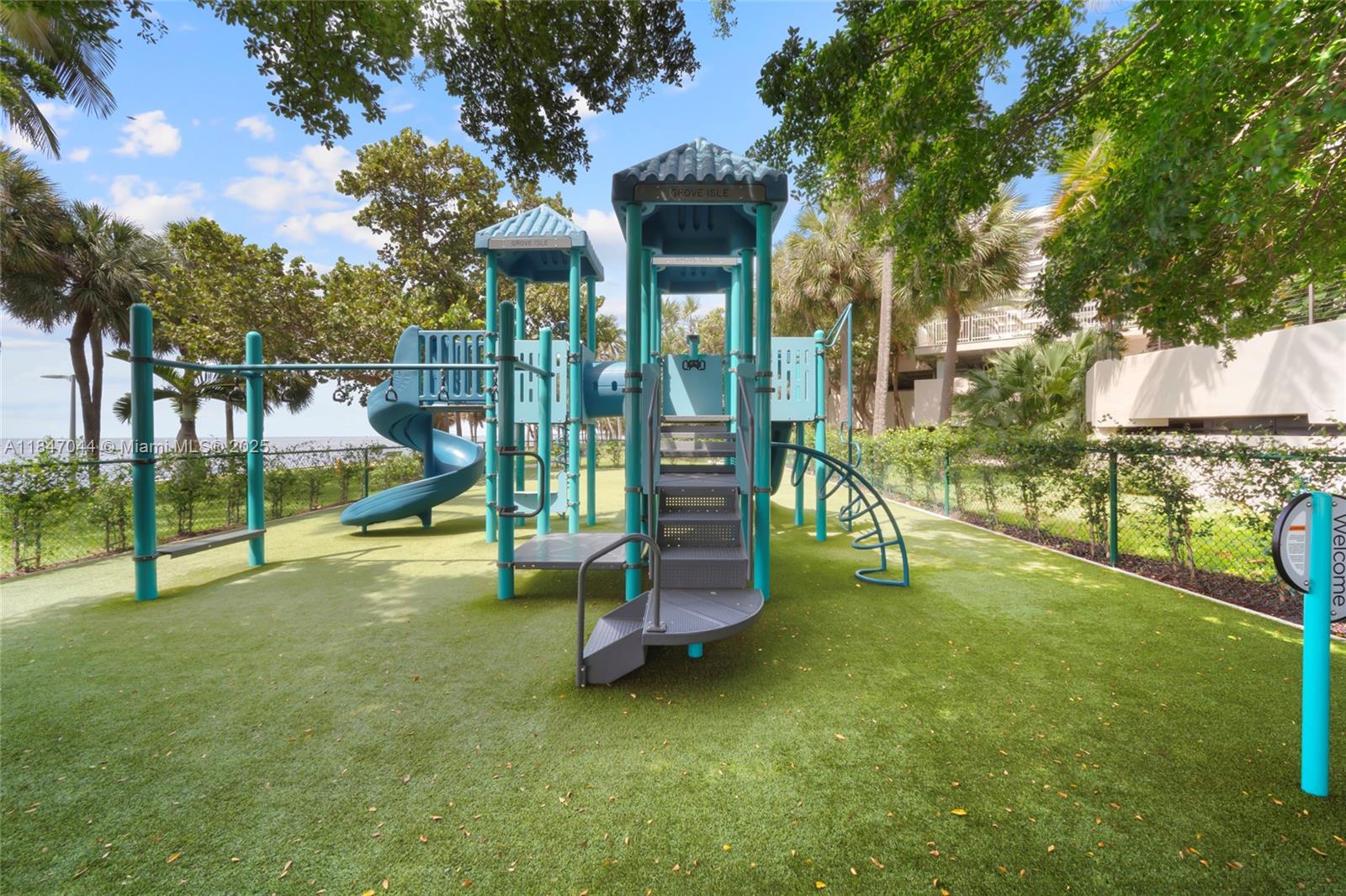 3 Grove Isle Dr #C1804,Miami, FL 33133