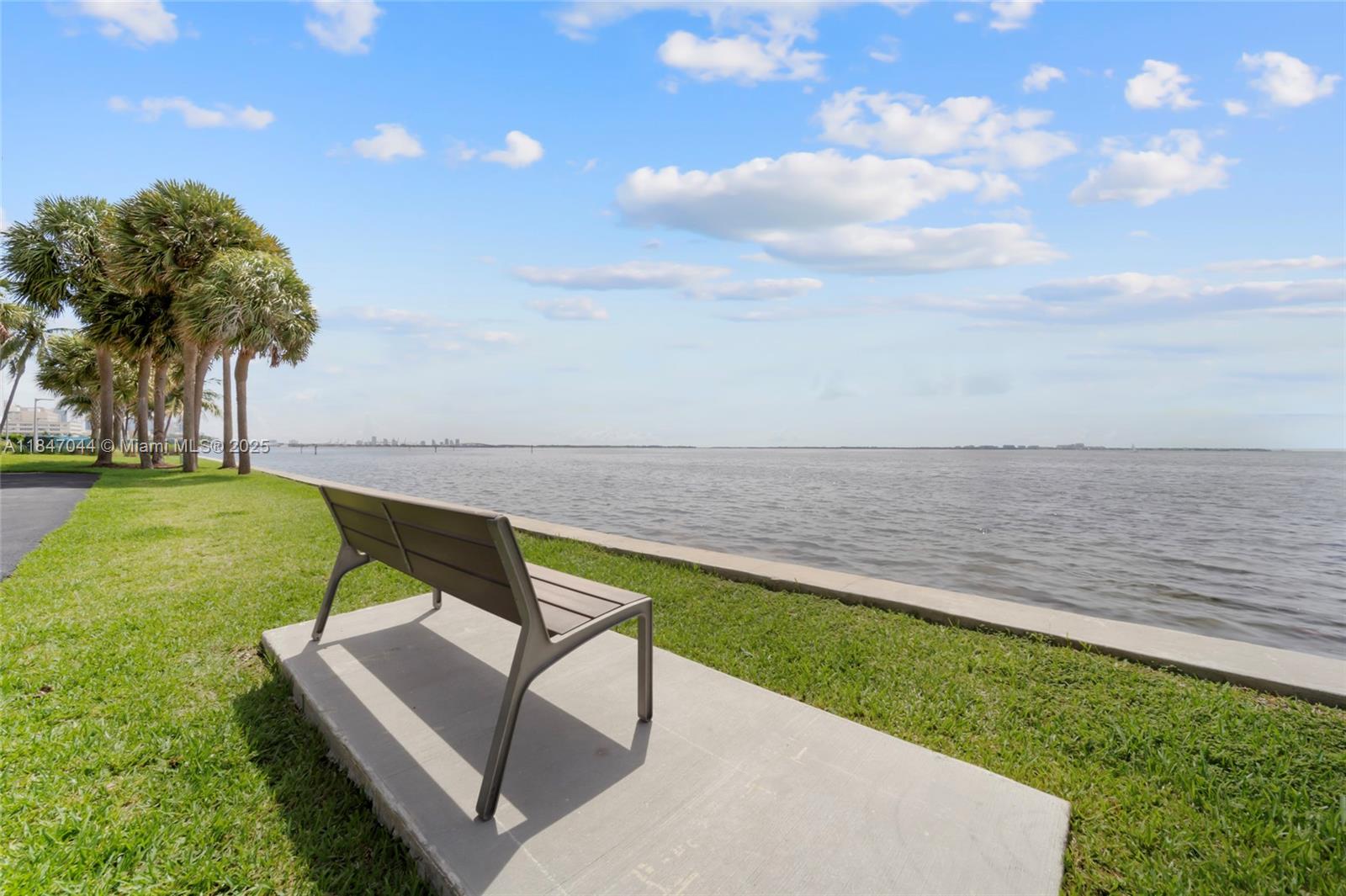 3 Grove Isle Dr #C1804,Miami, FL 33133