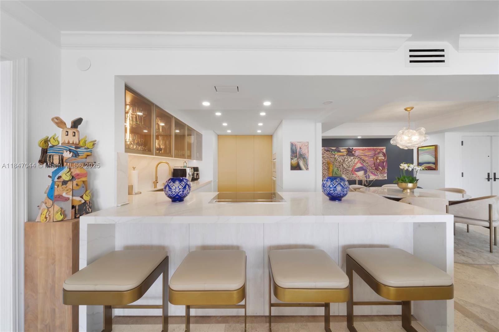 3 Grove Isle Dr #C1804,Miami, FL 33133