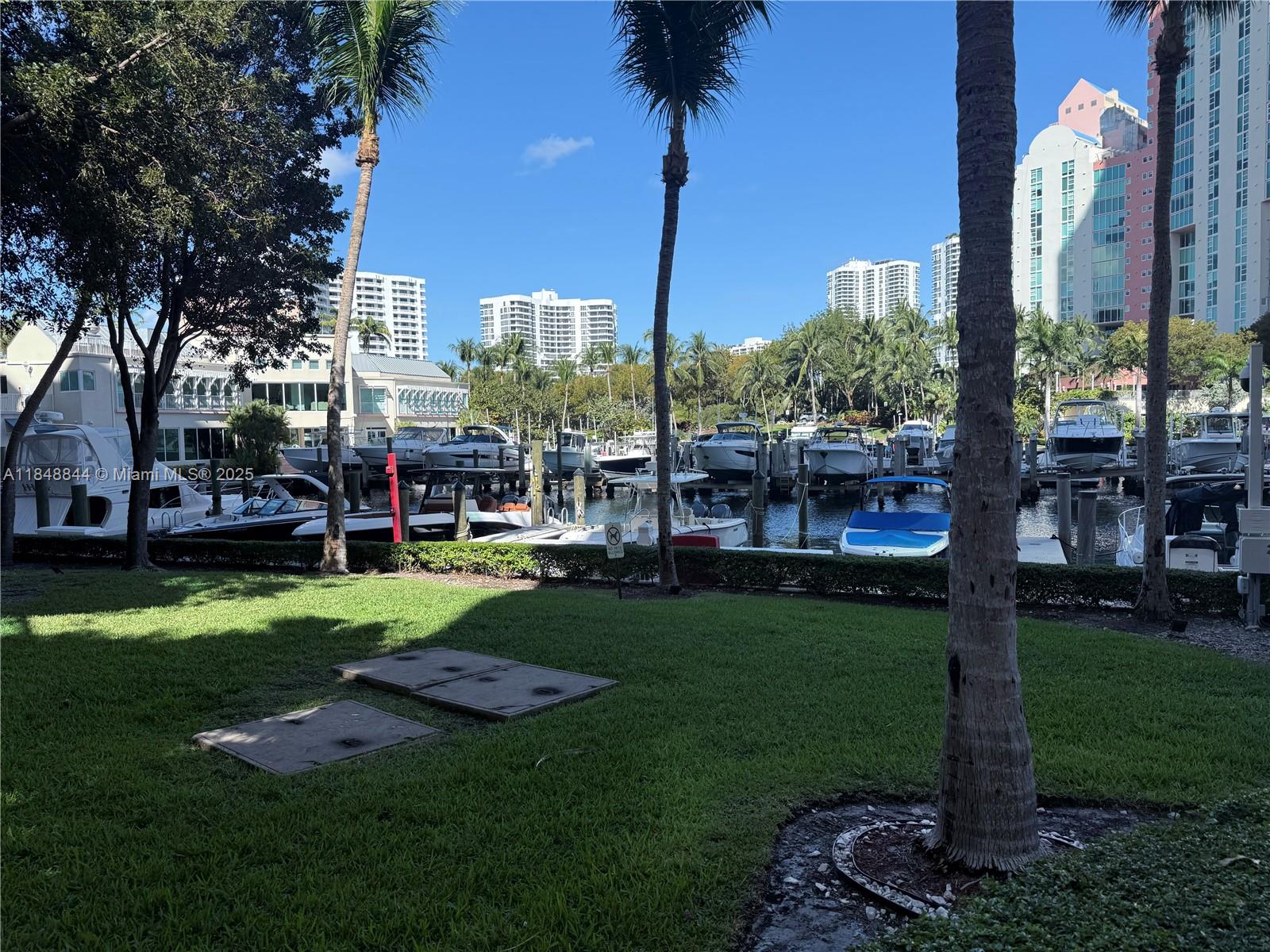 image Aventura Marina Condo35
