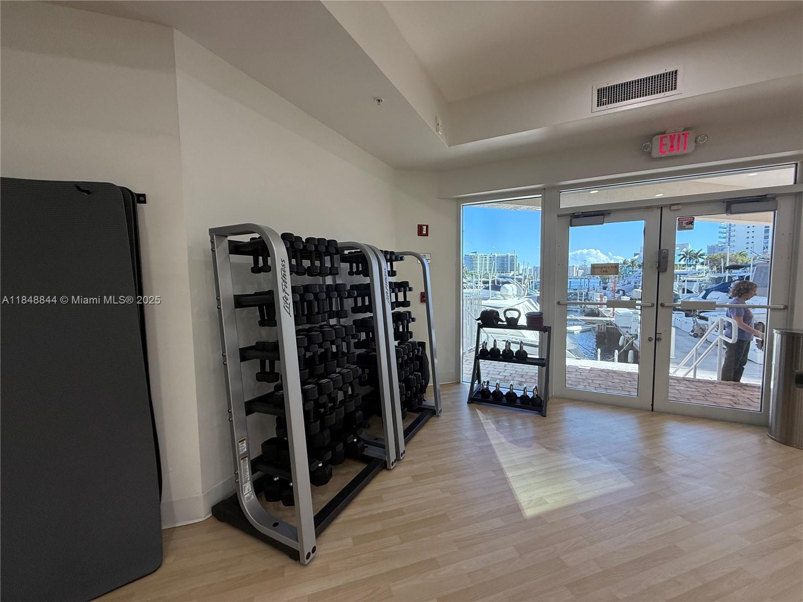 image Aventura Marina Condo45