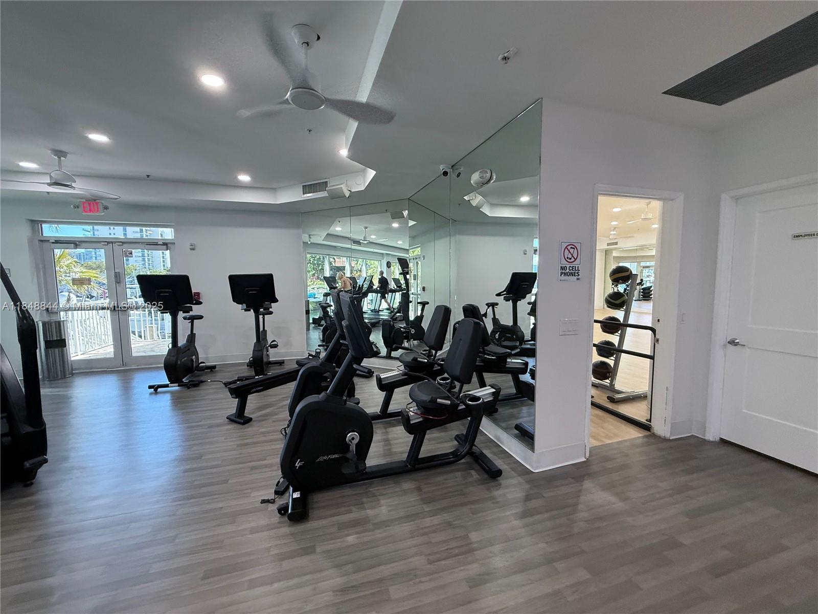 image Aventura Marina Condo48