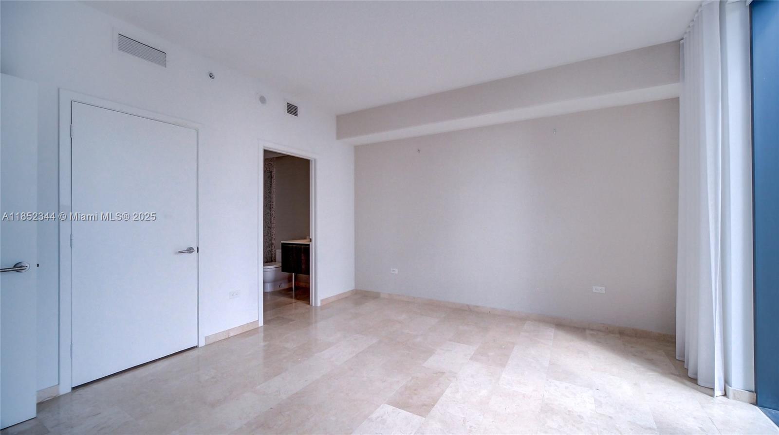 image Rise Condo28