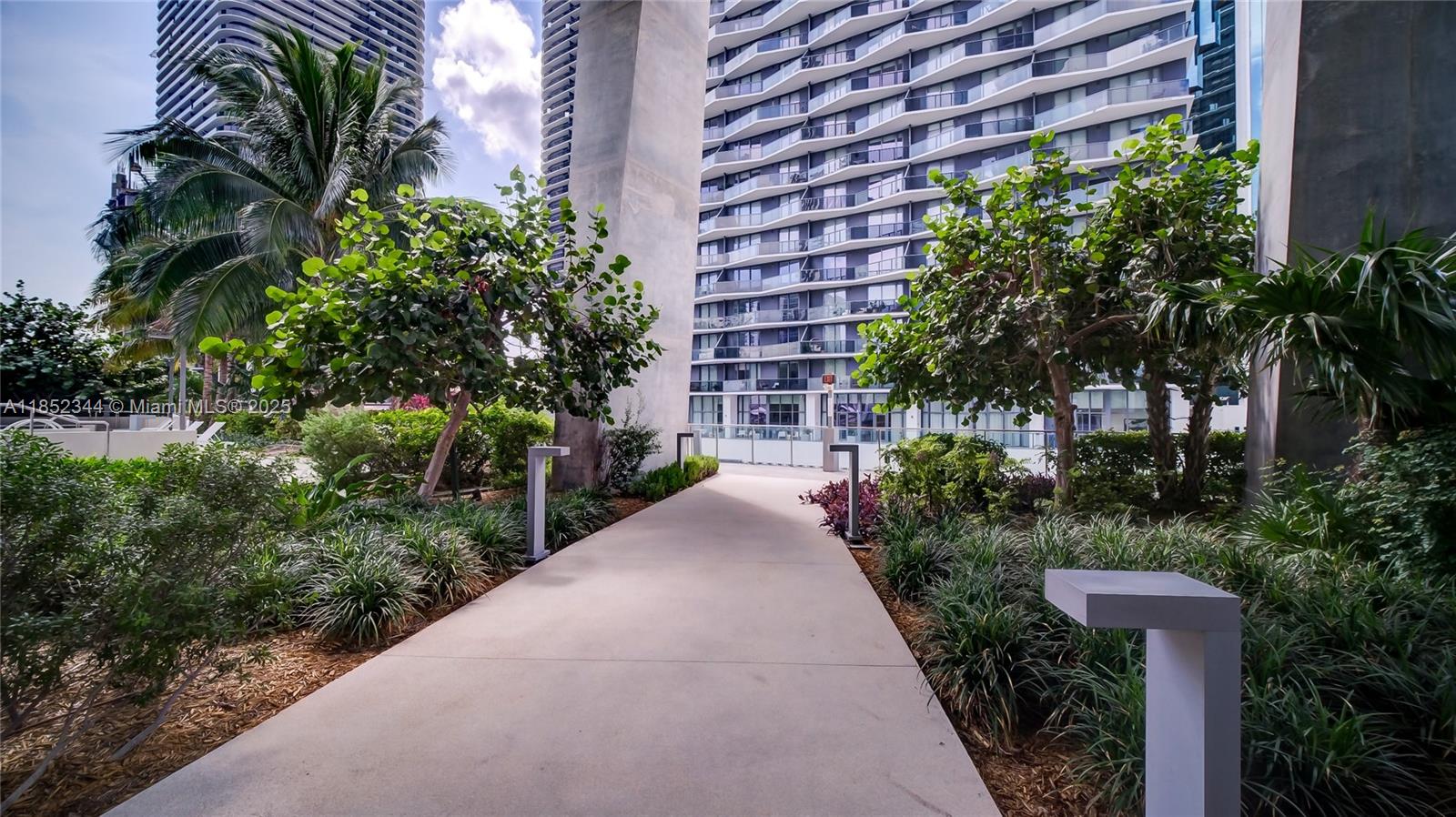image Rise Condo36