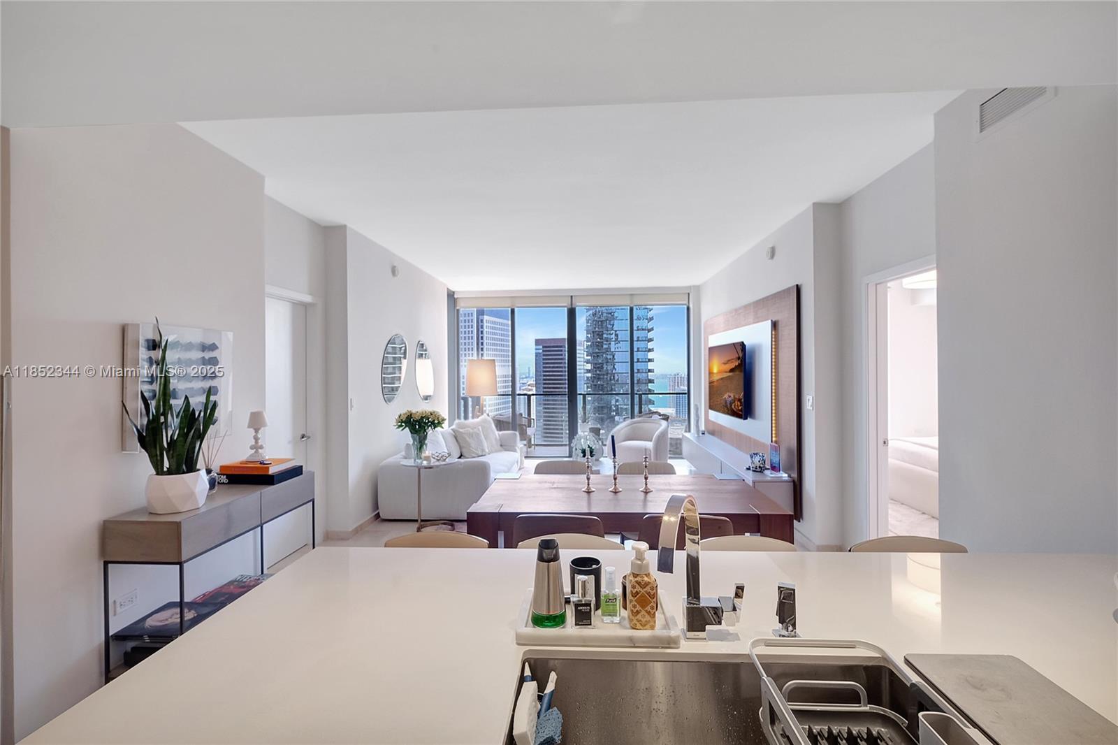 image Rise Condo7