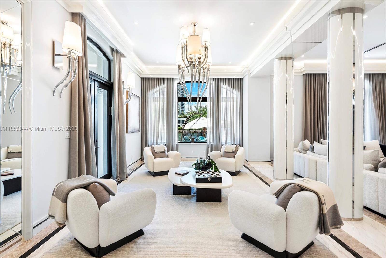 498 N Parkway Pkwy #498 Golden Beach, FL 33160