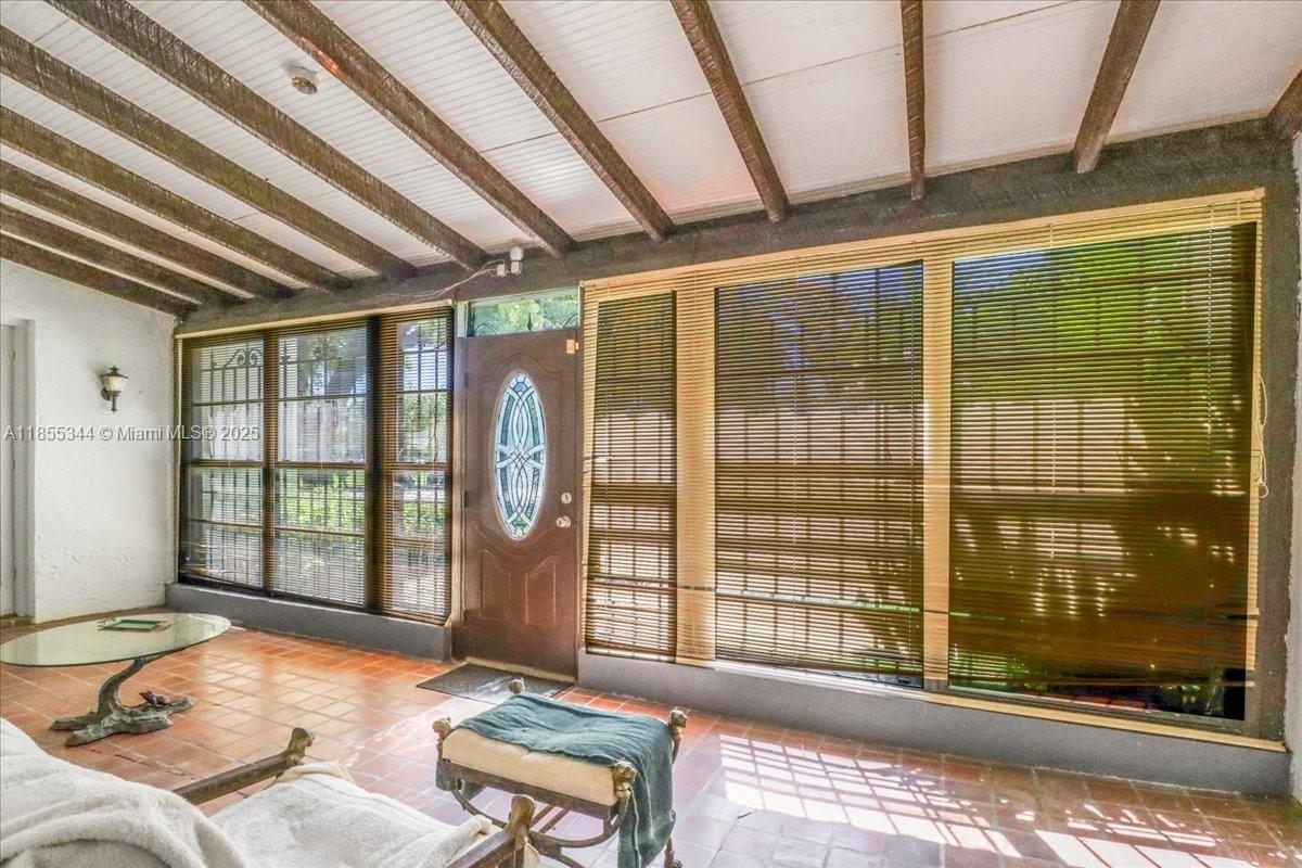 5900 NE 5th Ave Miami, FL 33137