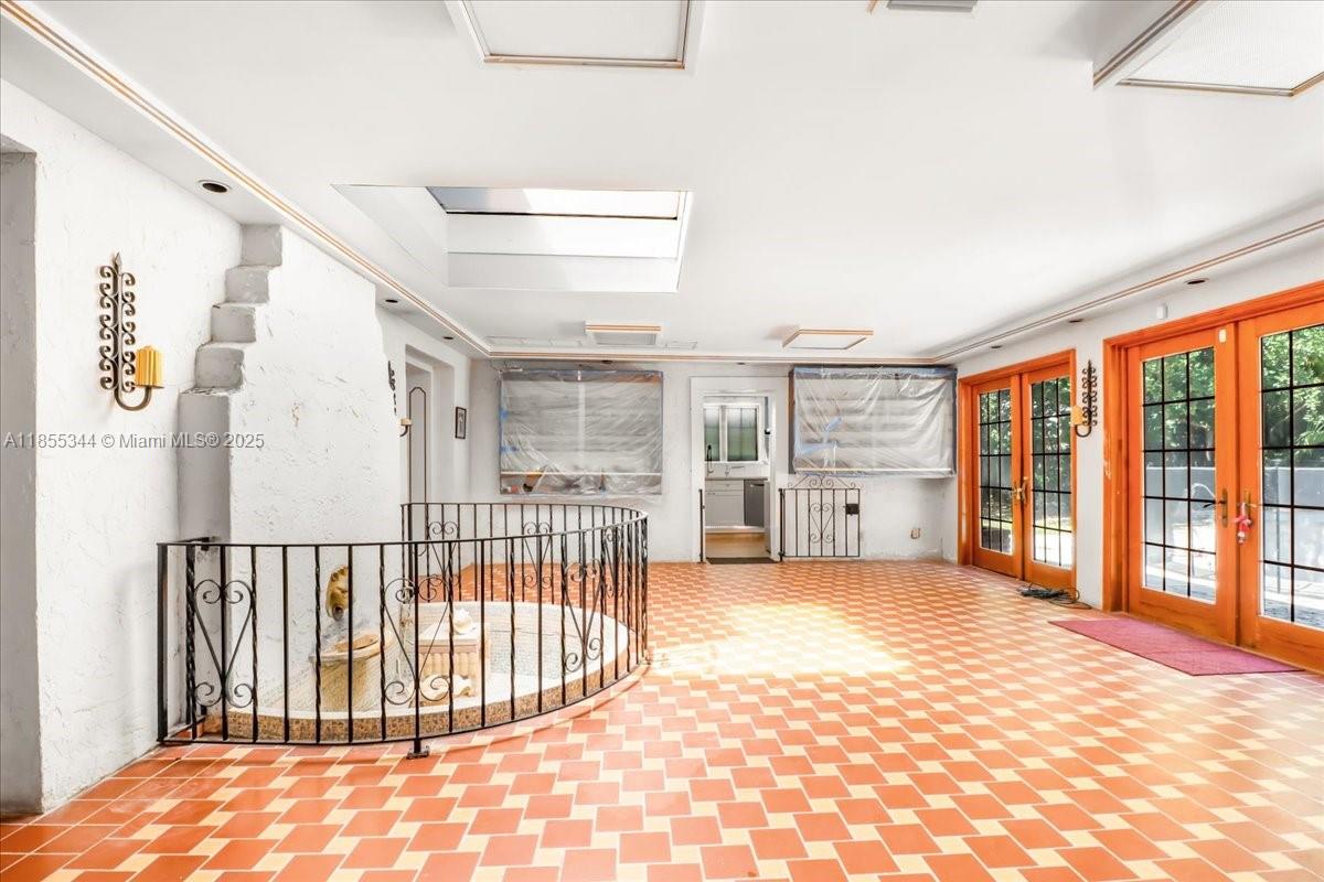 5900 NE 5th Ave Miami, FL 33137