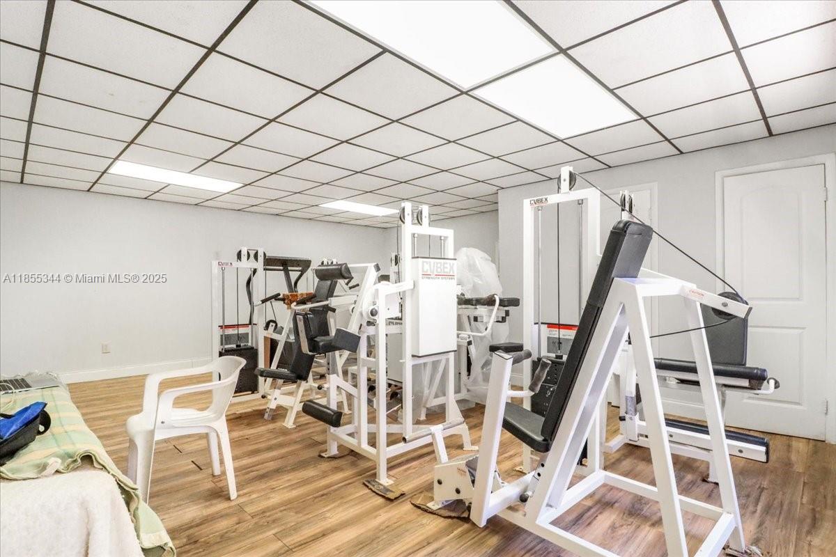 5900 NE 5th Ave Miami, FL 33137