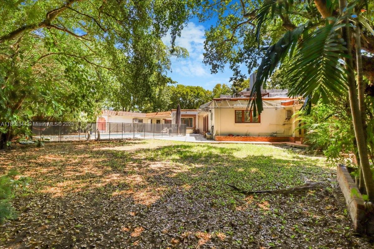 5900 NE 5th Ave Miami, FL 33137