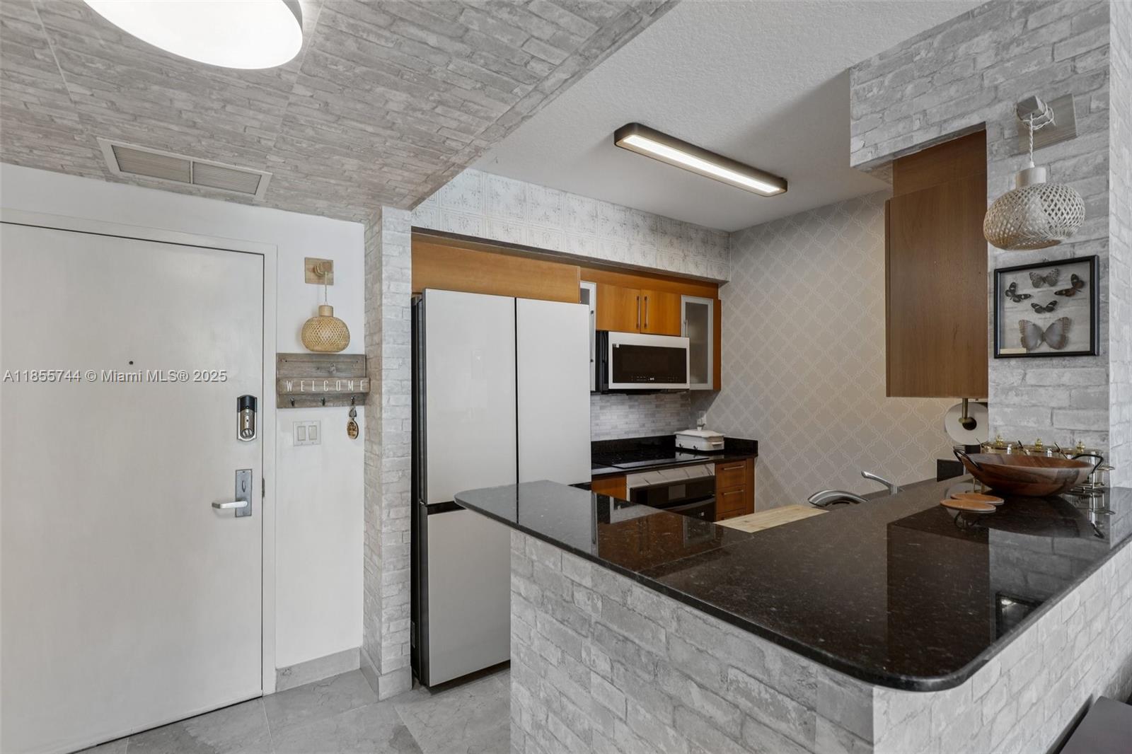 image One Miami East Condo10