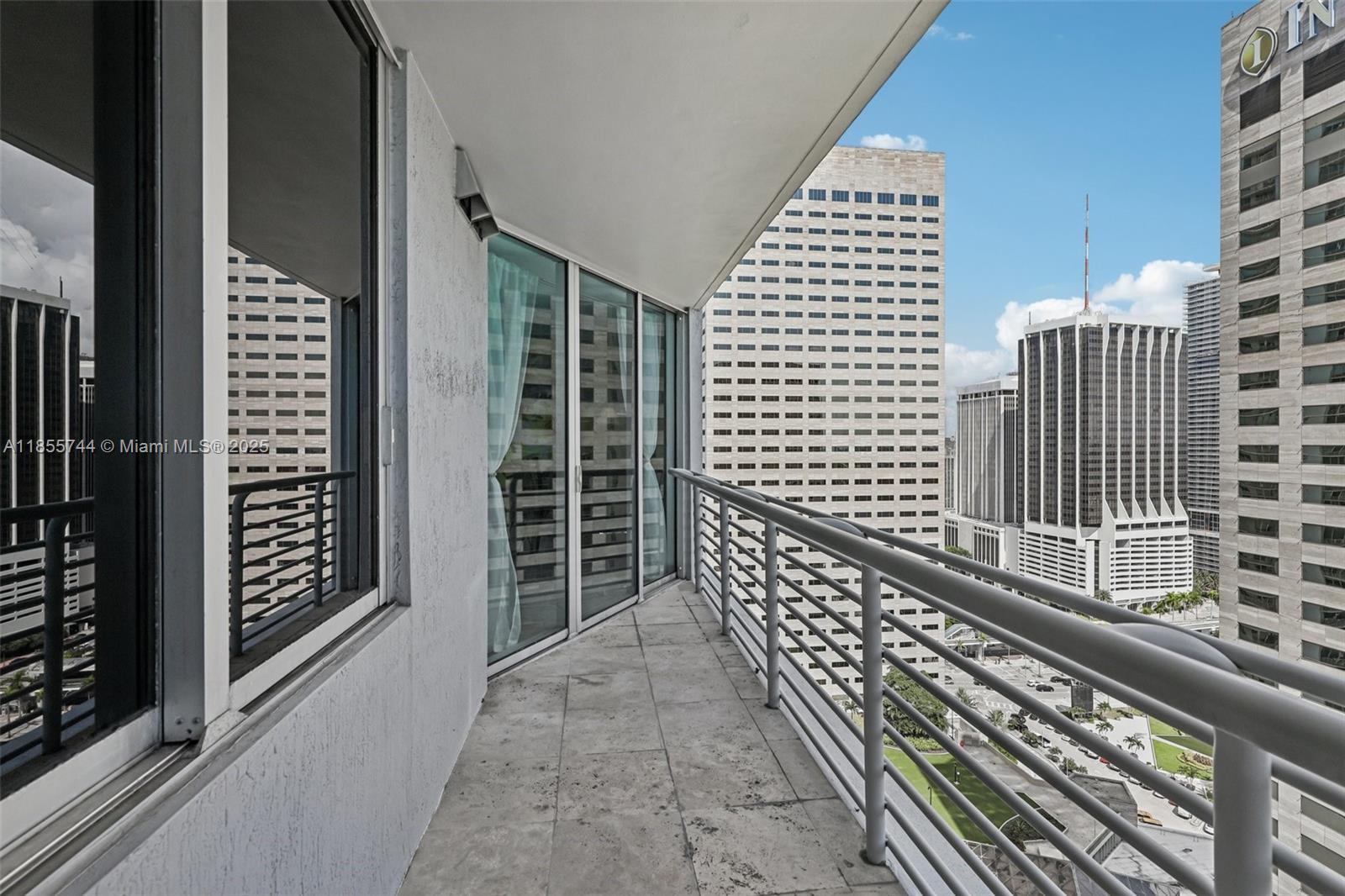 image One Miami East Condo28