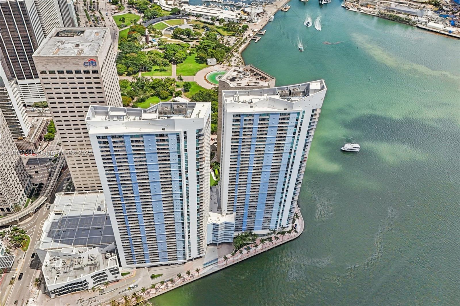 image One Miami East Condo33