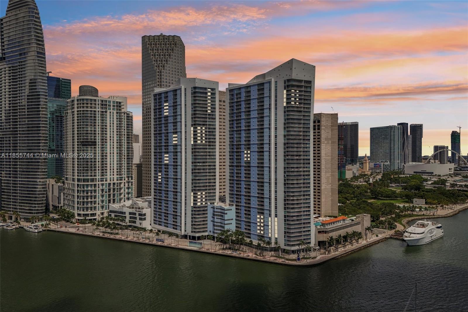 image One Miami East Condo37
