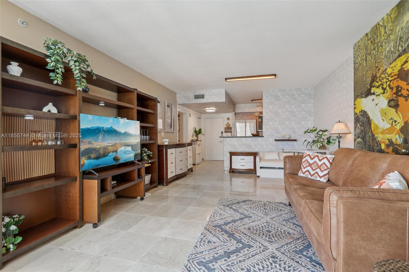 image One Miami East Condo6