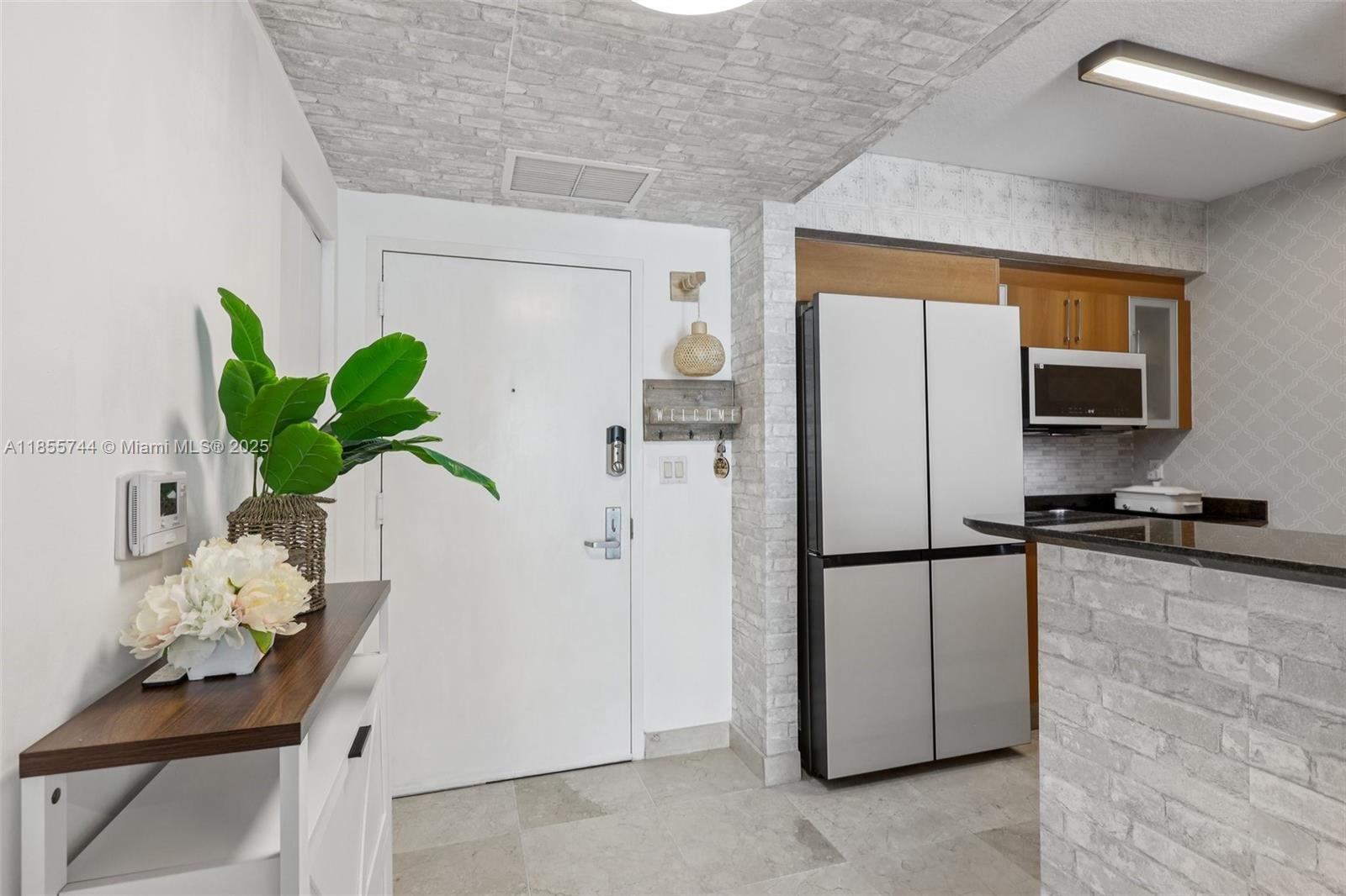 image One Miami East Condo8